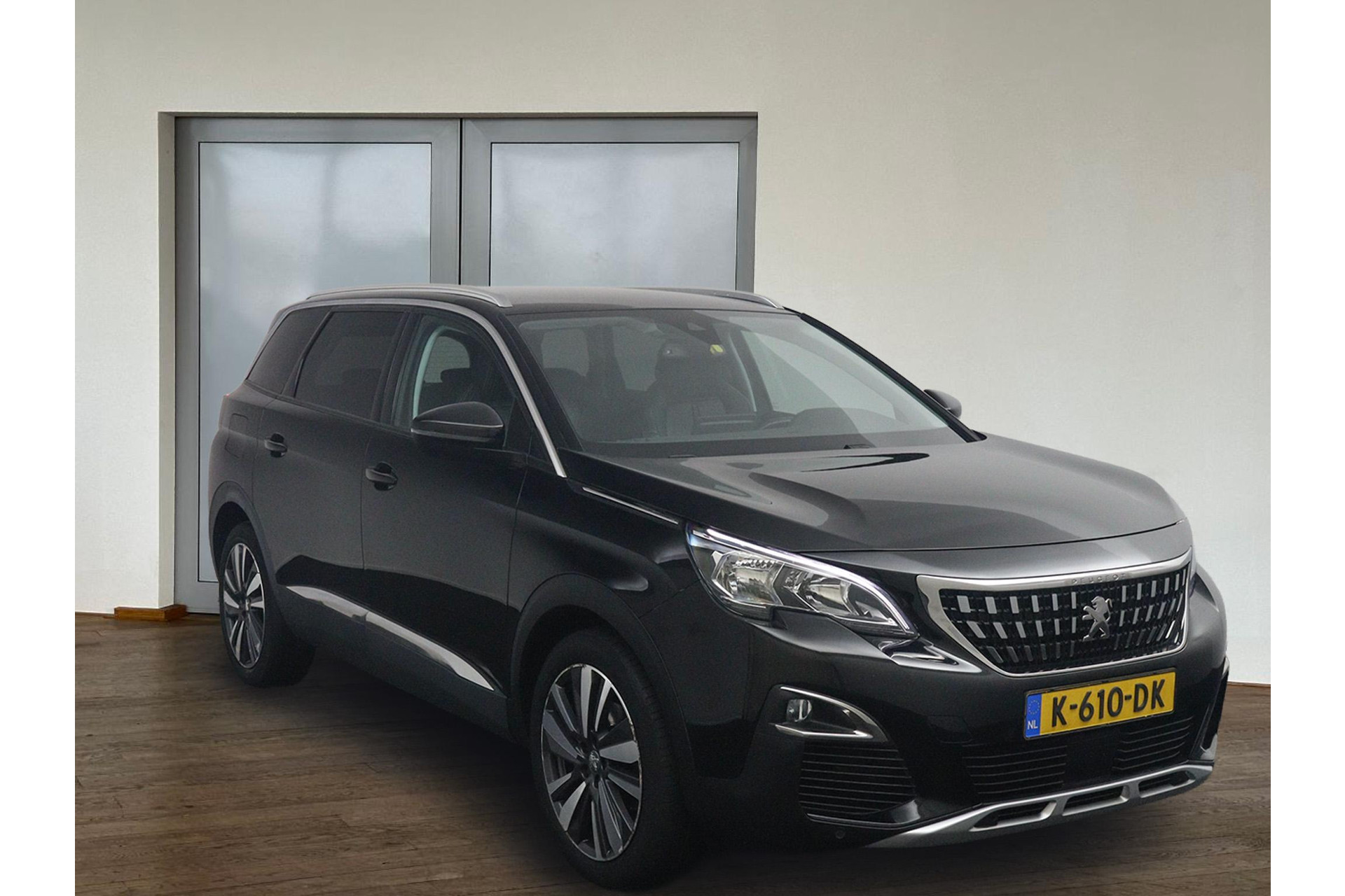 Peugeot 5008 1.2 PureTech*NAVI*CAM*HAAK*CRUISE*ECC*CARPLAY*7PER